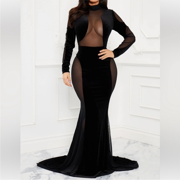 Fashion Nova Dresses & Skirts - Fashion nova so iconic velvet gown